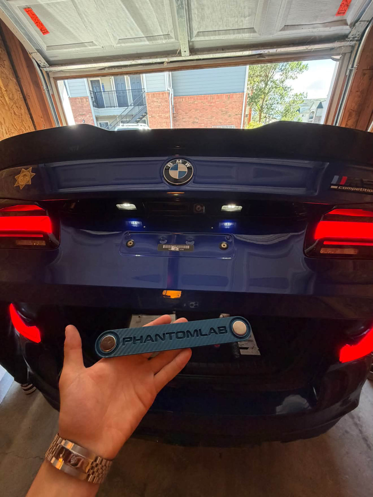 Customer vehicle photo