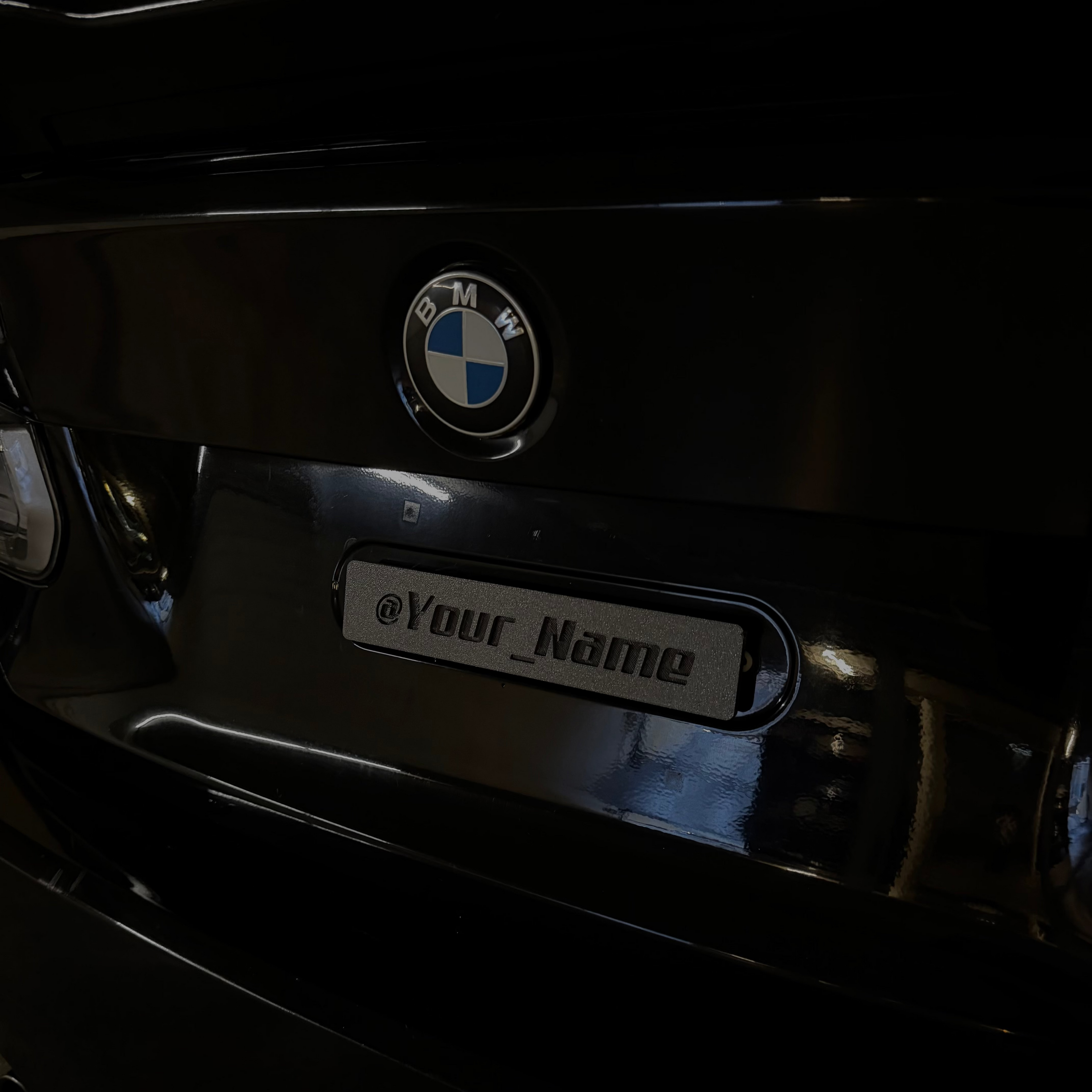 PhantomTag- Customizable Name Plate for PhantomPlate