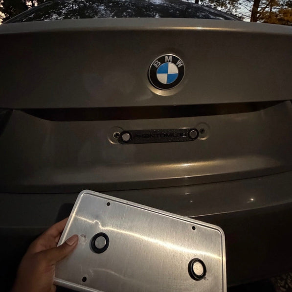 PhantomPlate V1 – Magnetic License Plate Mount